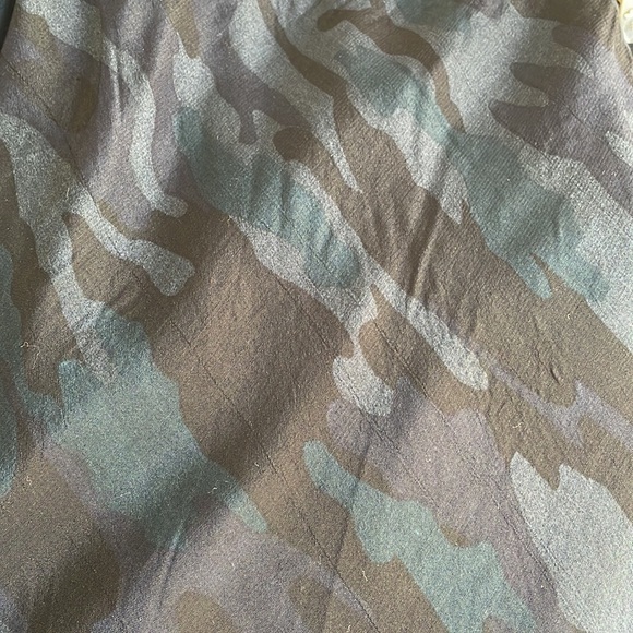 Lucky Brand Camo MIDI Skirt - Picture 6 of 8